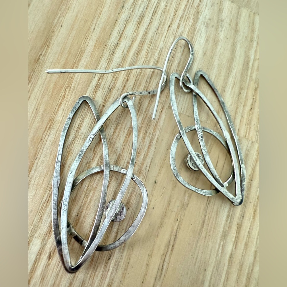 Handcrafted Artisan Silver Abstract Shape Green S… - image 6